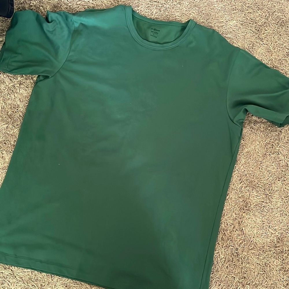 Airism shirt green